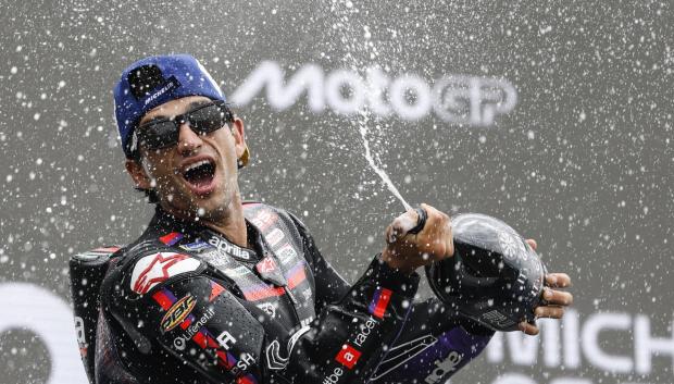 Jorge Martín celebra la victoria en el Gran Premio de Francia