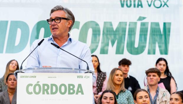 El mitin de Santiago Abascal, líder de Vox, en la plaza de las Tendillas de Córdoba