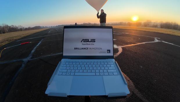 Asus ExpertBook Ultra