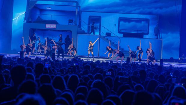 Imagen del concierto de Aitana en el Roig Arena