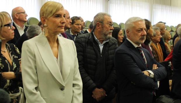 La esposa de Zapatero, Sonsoles, acompañada por Cándido Méndez y José Blanco