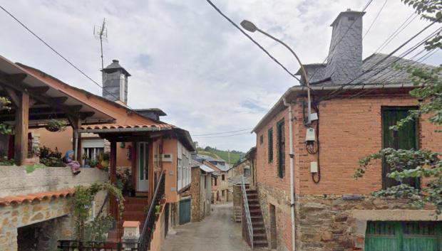 Una de las calles de Arganza, en León