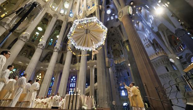 Ordenaciones sacerdotales en la Basílica de la Sagrada Familia, en Barcelona
