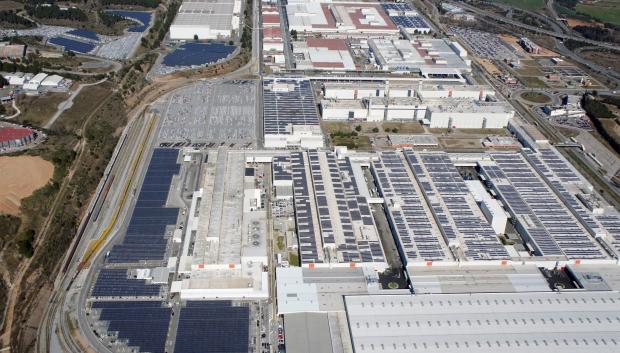 Con 2,8 millones de metros cuadrados, es la fábrica más grande de España