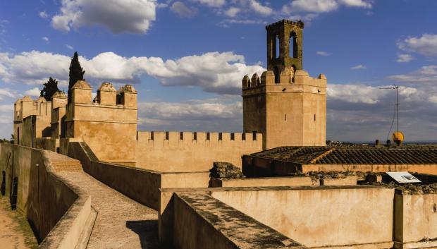 Alcazaba y Torre de Espantaperros