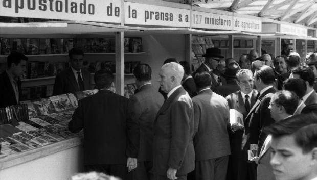 Inauguración de la Feria del Libro de Madrid, en 1962
