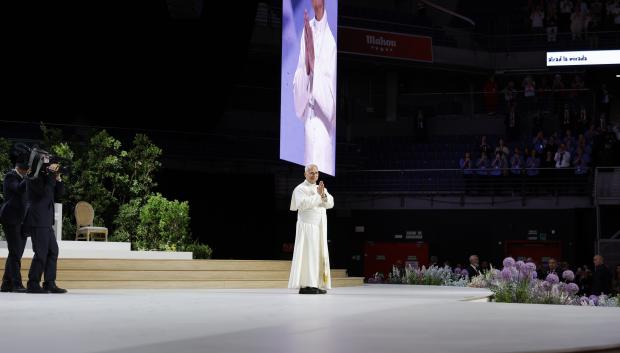 El Papa este domingo en el acto "Tejer redes" en el Movistar Arena