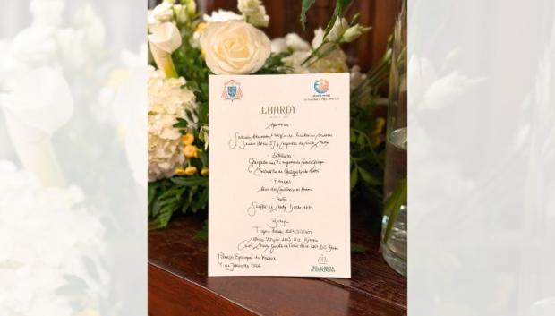 Menú de cena del Papa en el Palacio Episcopal