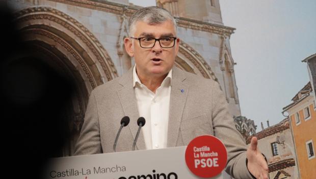 El presidente del Grupo Parlamentario Socialista en las Cortes de Castilla-La Mancha, Ángel Tomás Godoy