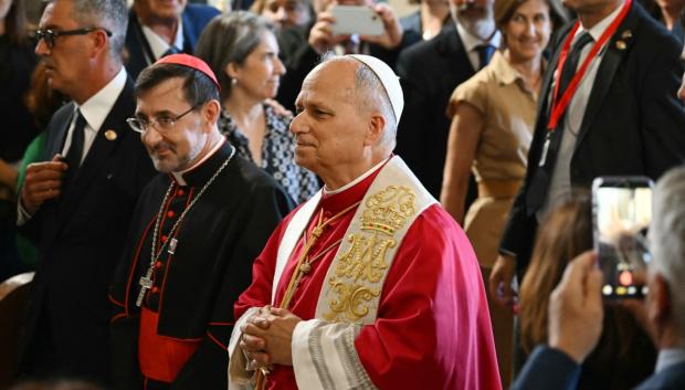 El Papa León XIV llega para dirigir la oración y la devoción a Nuestra Señora de la Almudena
