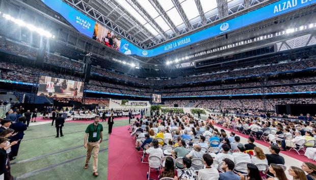 Encuentro del Papa León XIV con la comunidad diocesana, en el Estadio Bernabéu