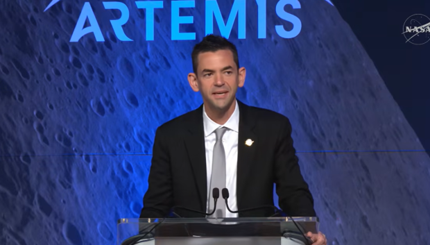 El administrador de la NASA, Jared Isaacman, durante el anuncio de la tripulación de Artemis III
