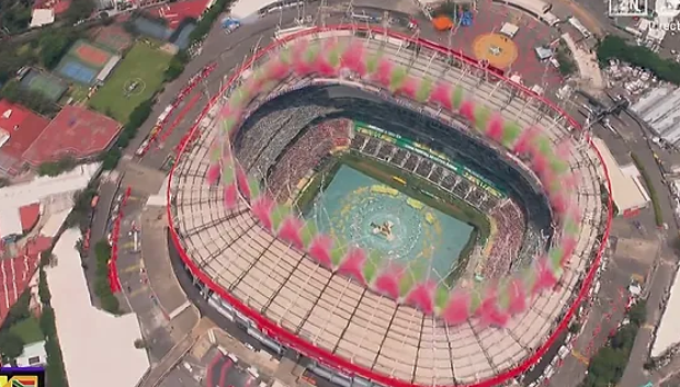 Estadio Azteca visto desde el aire tras las actuaciones musicales