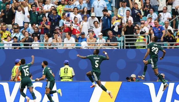 Abdulelah Al-Amri celebra el gol de Arabia Saudí