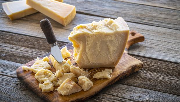 Queso parmesano, fabricado por monjes