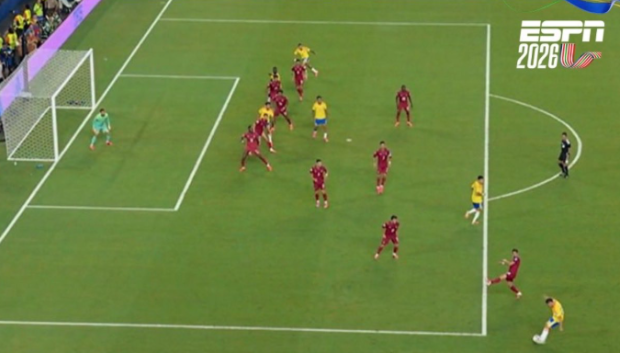 Frame del gol anulado a Davison Sánchez en el Colombia - Portugal