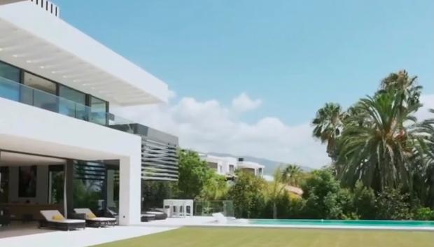 Vistazo de la casa de Haaland con vistas al Mediterráneo