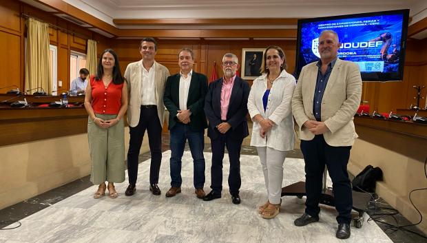 Presentación del congreso Indudef en el Ayuntamiento de Córdoba