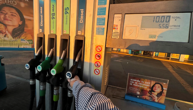 El precio de la gasolina y el gasóleo sigue un ritmo infernal