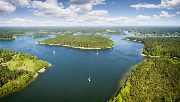 Lago Wdzydze o "Mar de Casubia" en la región del mismo nombre