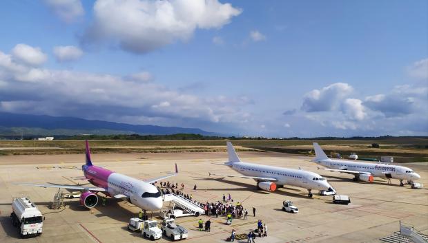 Aviones de pasajeros en el aeropuerto de Castellón