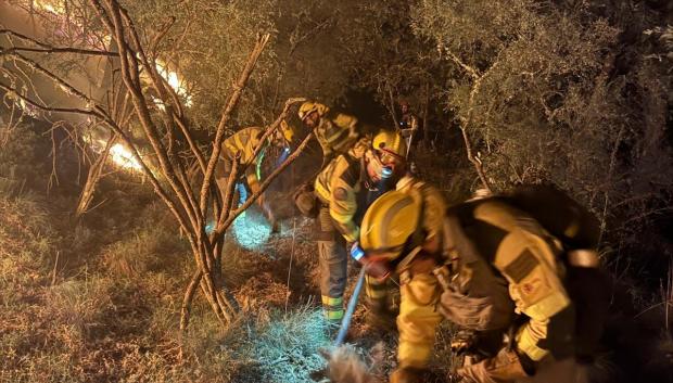 Brigada de Refuerzo en Incendios Forestales en el incendio de La Utrera