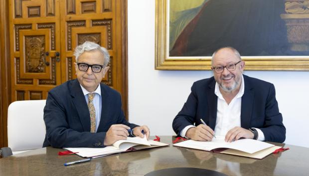 Salvador Fuentes y Manuel Torralbo renuevan en acuerdo sobre el virus del Nilo