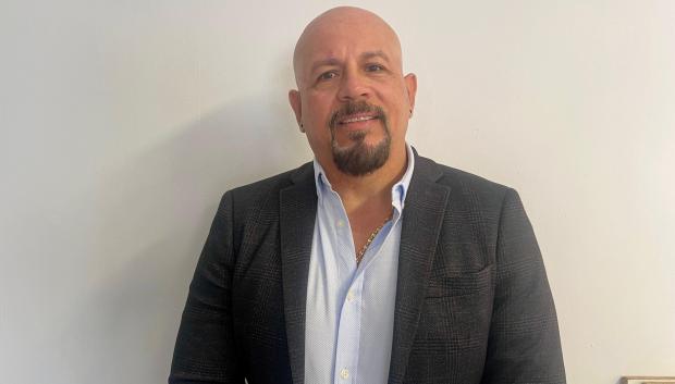 Carlos Almaguer, cubano radicado en Lanzarote