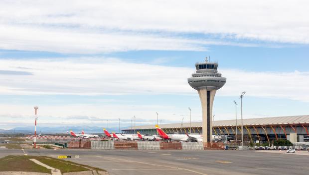 Torre de Control en el Aeropuerto Adolfo Suárez Madrid–Barajas
