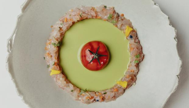 Tomate nitro y gazpacho verde