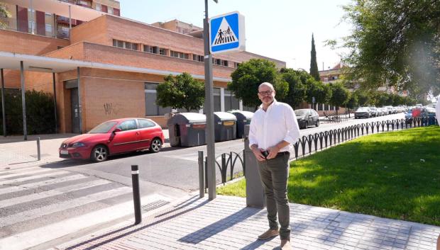 Bernardo Jordano, en la avenida de Carlos III