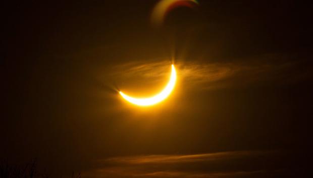 El eclipse de sol se verá en Andalucía de forma parcial, donde la luna cubrirá a la estrella en un 95 %