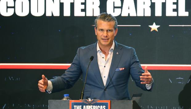 Pete Hegseth en un acto en Panamá