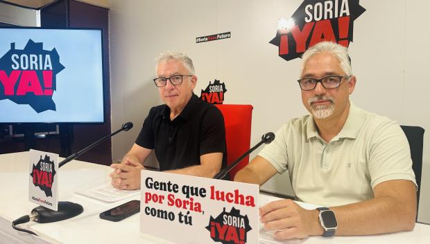 A la izquierda, el líder de Soria ¡Ya!, Ángel Ceña
