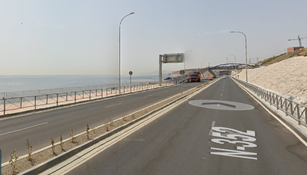 La N-352, la carretera que va a la frontera de el Tarajal