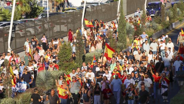 Protestas en las calles de Ceuta contra la crisis migratoria este viernes en la ciudad autónoma