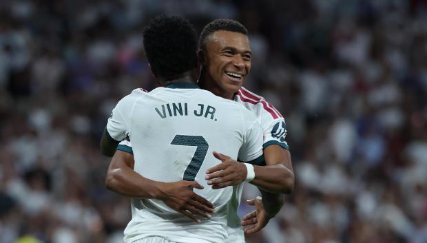 Kylian Mbappé y Vinicius Jr., en el Real Madrid - Real Sociedad