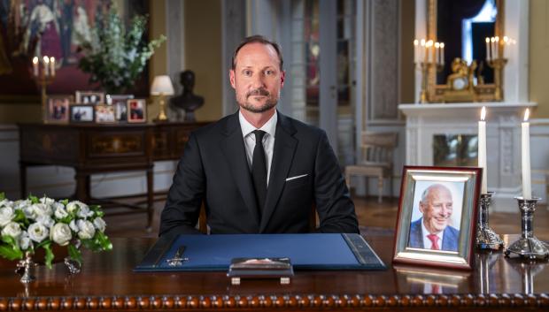 El nuevo Rey se emocionaba al recordar a su padre, Harald de Noruega