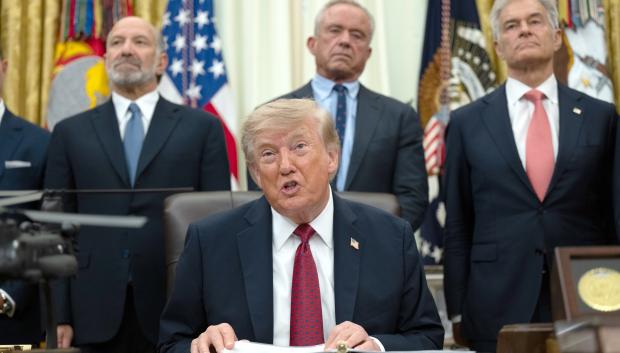 Donald Trump desde su despacho en la Casa Blanca