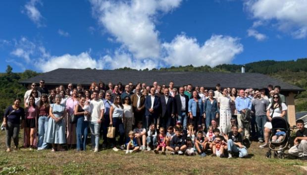 El presidente de la Diputación de León, Gerardo Álvarez Courel, ha inaugurado la jornada en la localidad berciana de Corullón