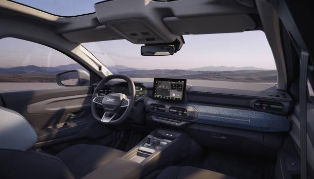 Dacia Striker Hybrid