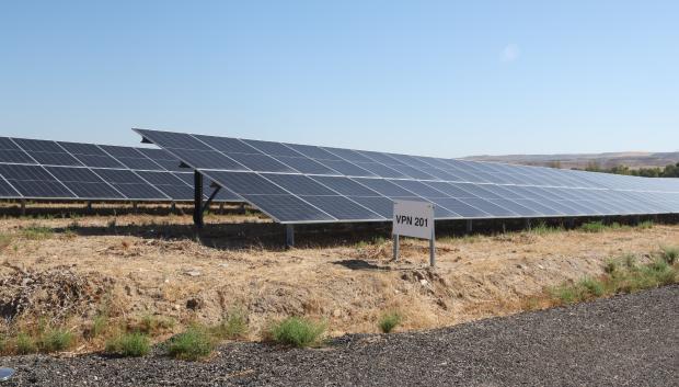 Placas fotovoltaicas en Barajas
