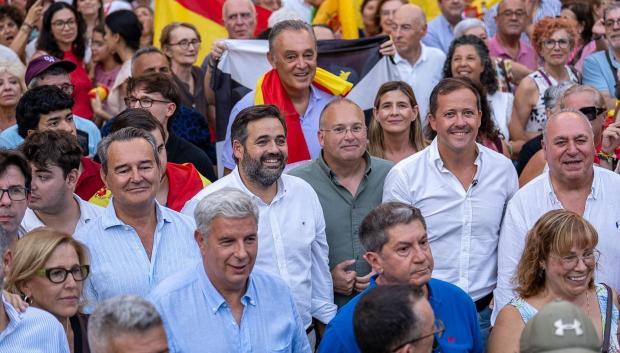 Miembros del Partido Popular en la concentración de Toledo