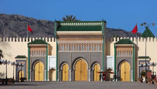 La fachada exterior del Palacio Real de Fez