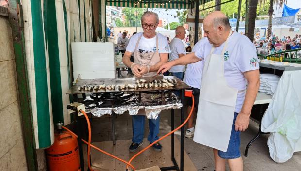 Sardinas recién echadas a la plancha
