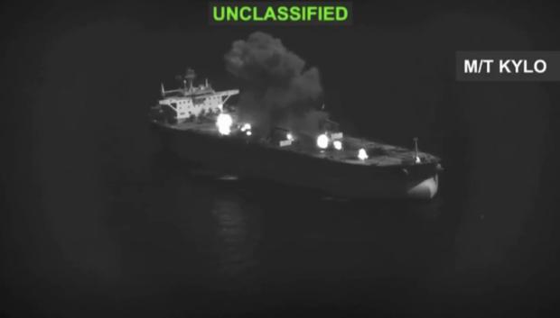 El Ejército de Estados Unidos atacó este sábado a tres petroleros iraníes