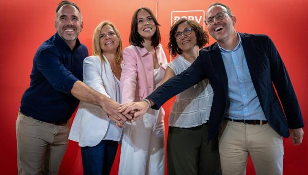 Imagen de Morant tomada este lunes junto a los candidatos socialistas para las ciudades de Valencia, Alicante, Castellón y Elche