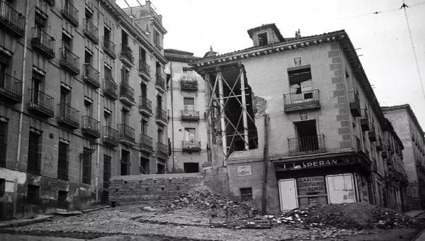 Edificio bombardeado durante la Guerra Civil en Madrid