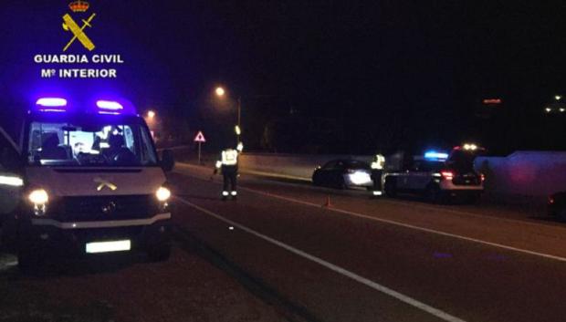 Los agentes muchas veces echan horas remuneradas en controles