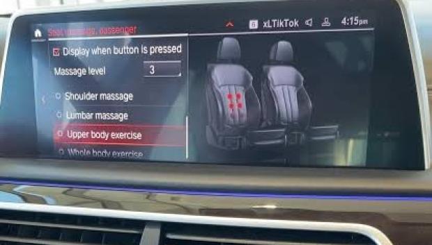 Pantalla de menú de masaje en un BMW